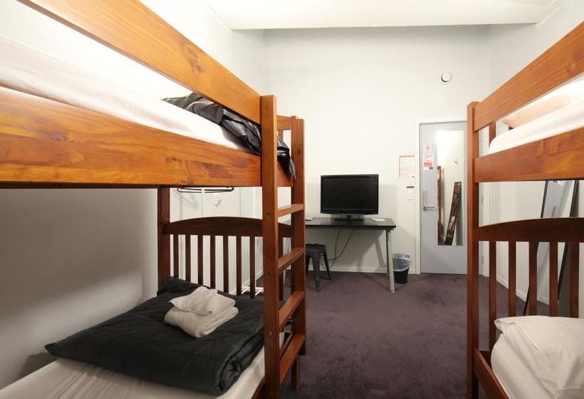 Hotel Laneway Backpackers 3