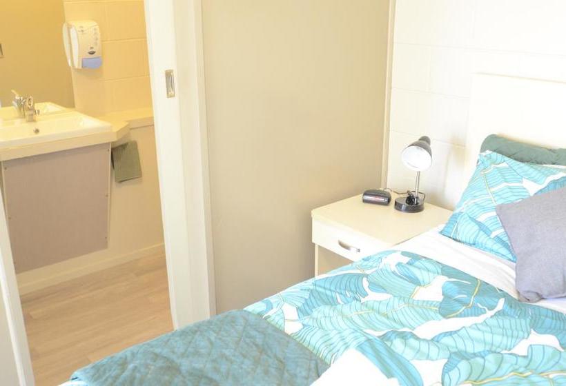 Hotel Bridge Backpackers 3