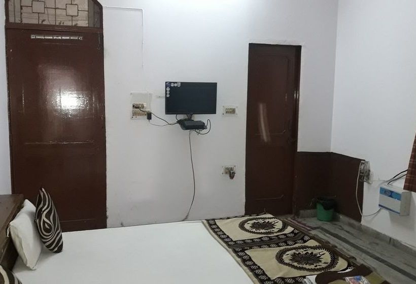 Hotel Rajdhani Guest House 3