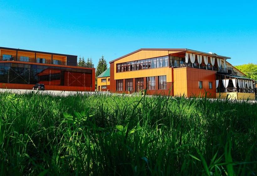 Garden Hotel And Spa 11