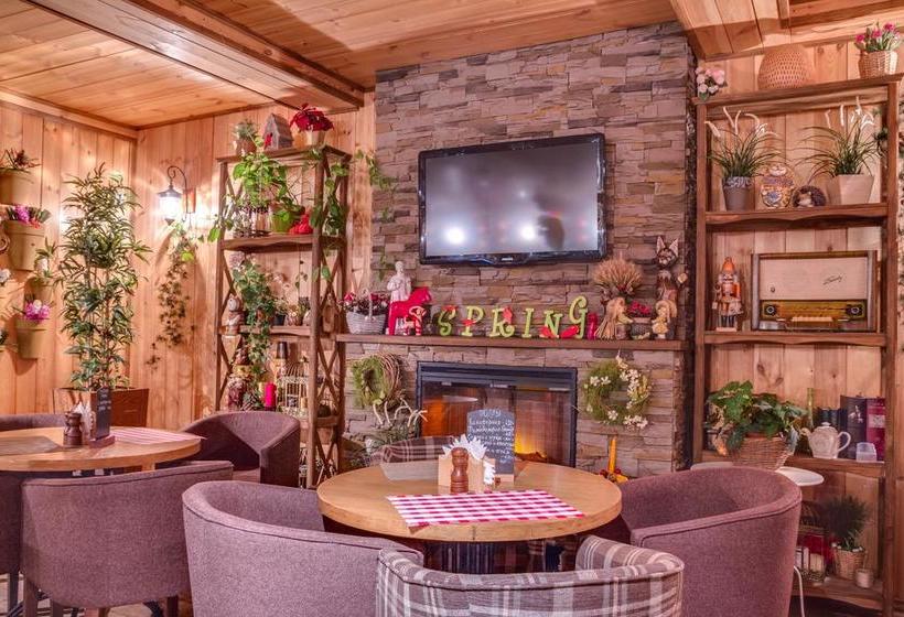 Garden Hotel And Spa 18