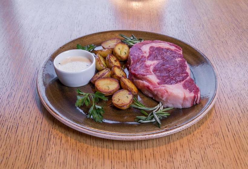 Garden Hotel And Spa 20