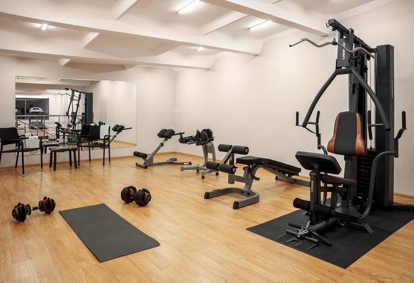 Garden Hotel And Spa 4