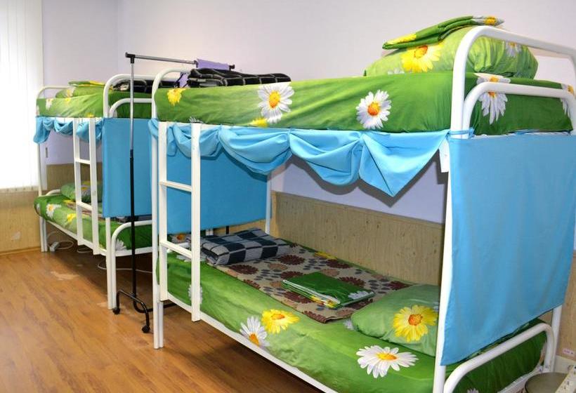 Hotel Nerazluchniki Hostel 11