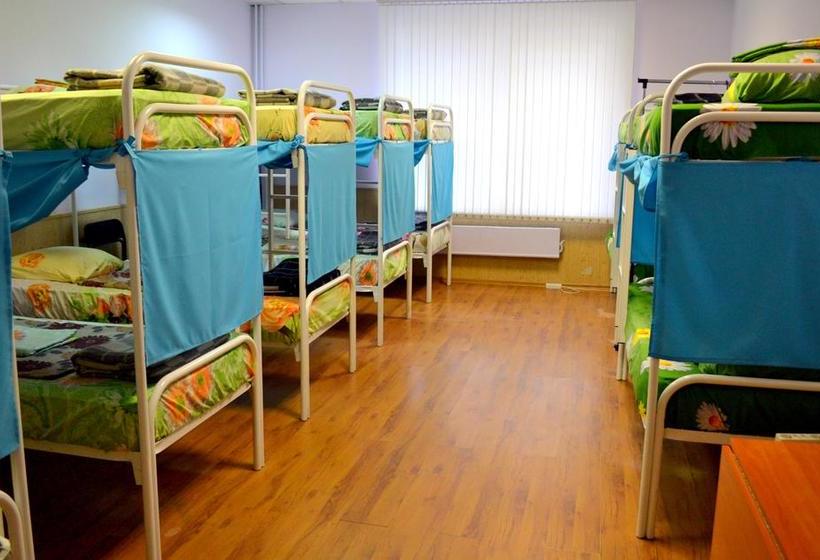 Hotel Nerazluchniki Hostel 12