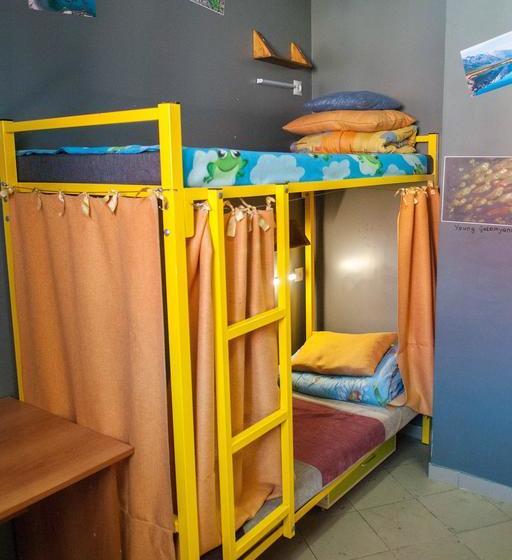 Hotel Reshetnikov Hostel 16