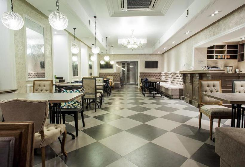 Business Hotel Mikhail Strogof 10