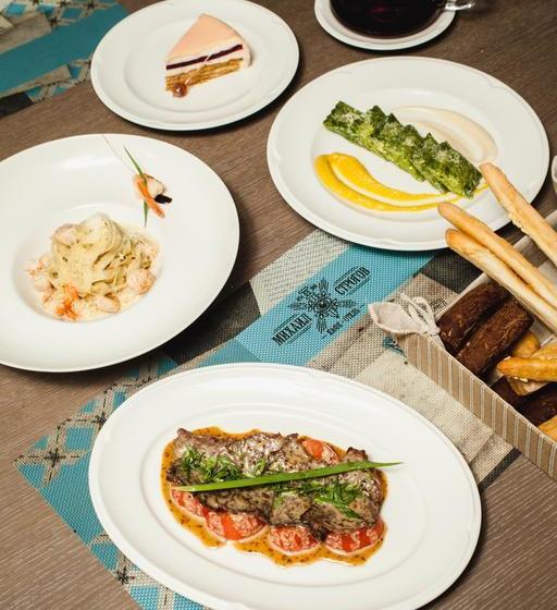 Business Hotel Mikhail Strogof 13