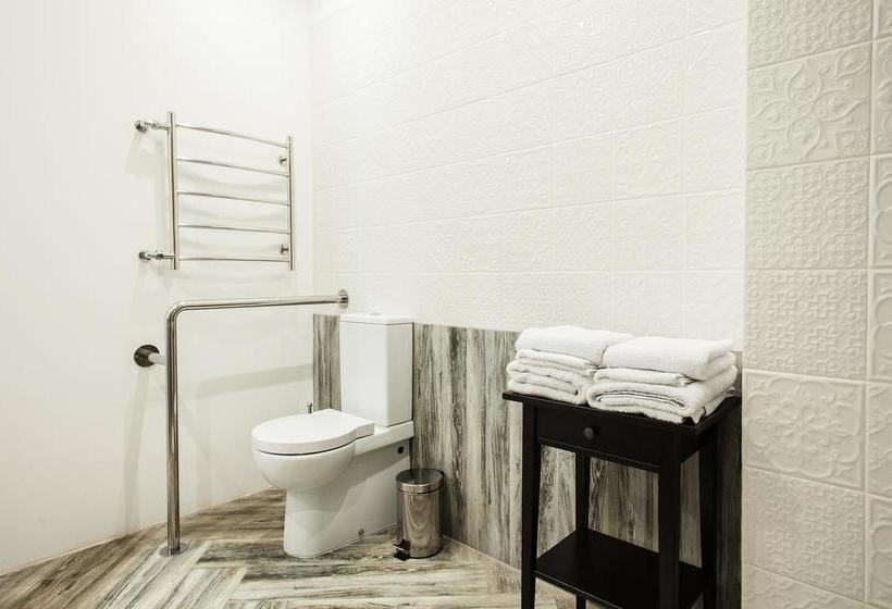 Business Hotel Mikhail Strogof 15