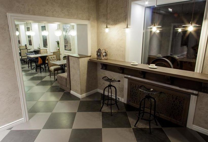 Business Hotel Mikhail Strogof 9