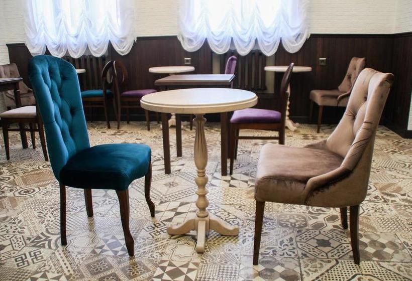 Hotel The Aristocrat Boutique 10