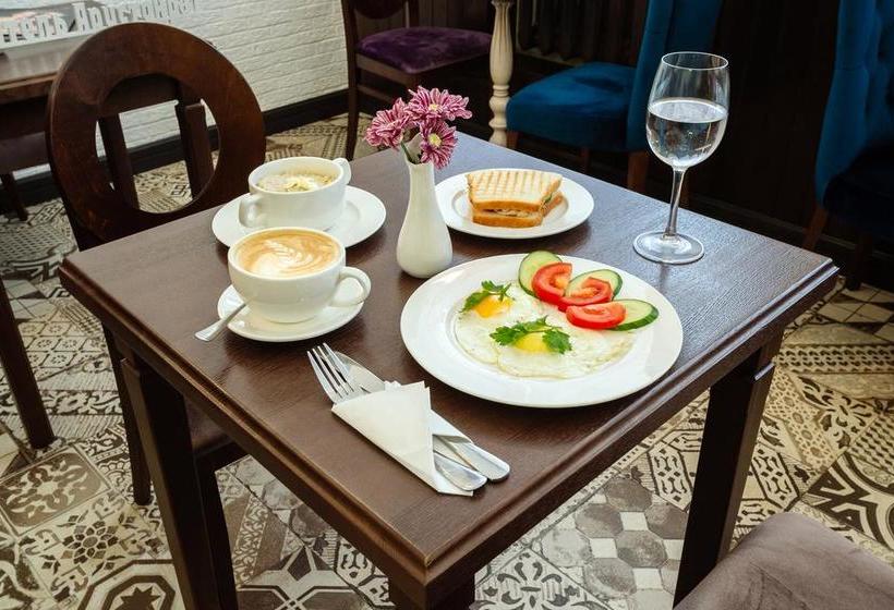 Hotel The Aristocrat Boutique 9