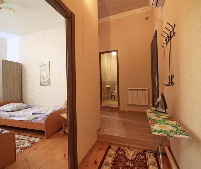 Hotel Guesthouse On Kyzyl-armeyskaya 1