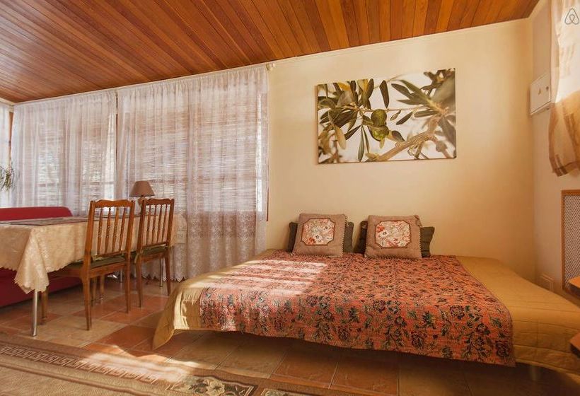 Hotel Guesthouse On Kyzyl-armeyskaya 2