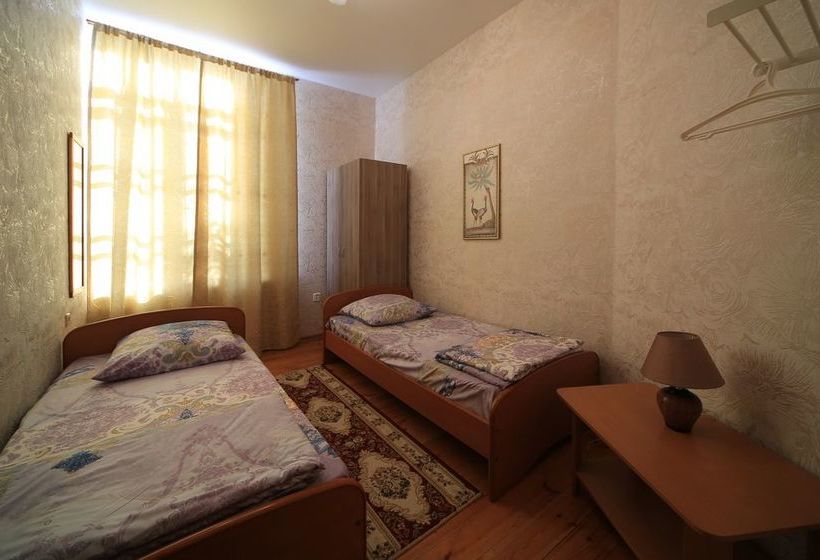 Hotel Guesthouse On Kyzyl-armeyskaya 5