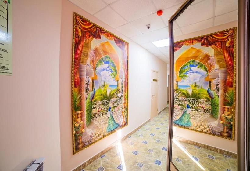 Hotel Hostel 1001 Nights On Karima