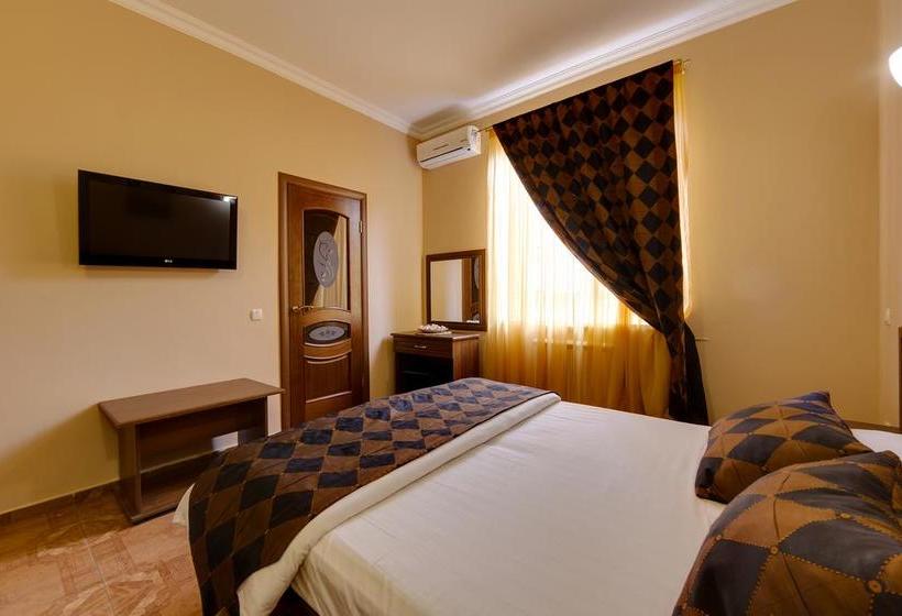 Hotel Marton Amigo 12