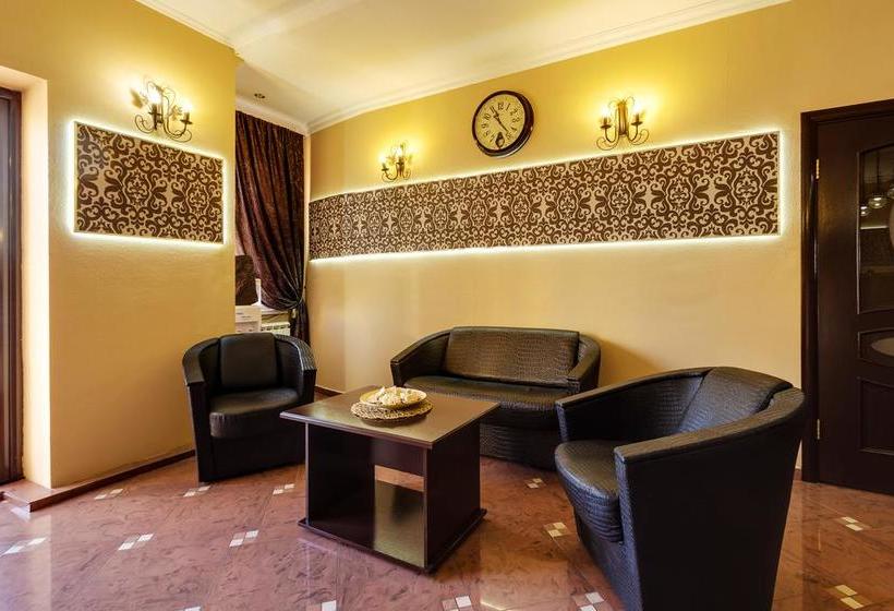 Hotel Marton Amigo 4