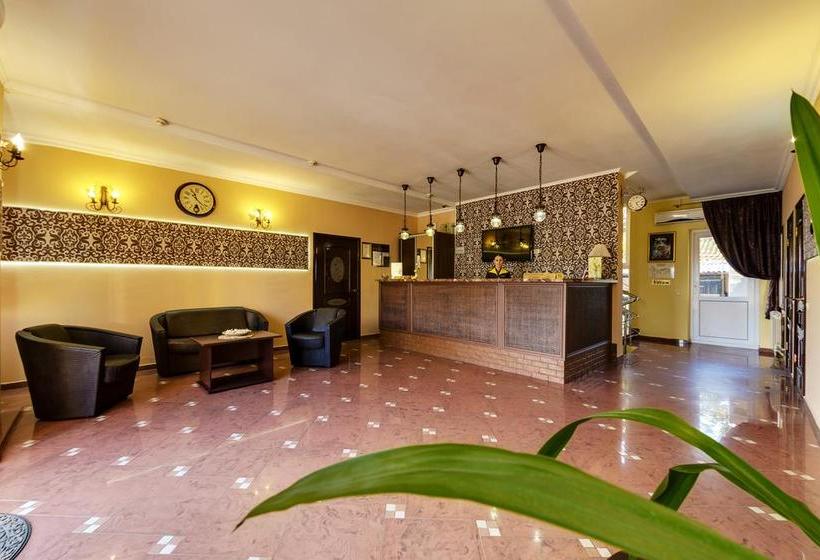 Hotel Marton Amigo 6