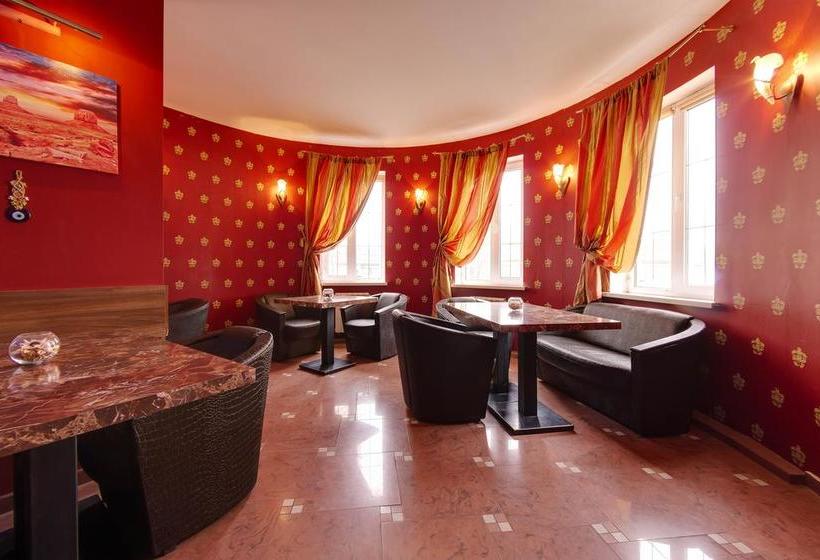 Hotel Marton Amigo 8