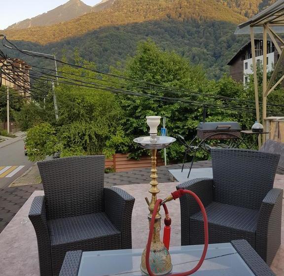 Hotel Na Polyane Guest House