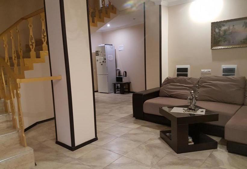 Hotel Na Polyane Guest House 9