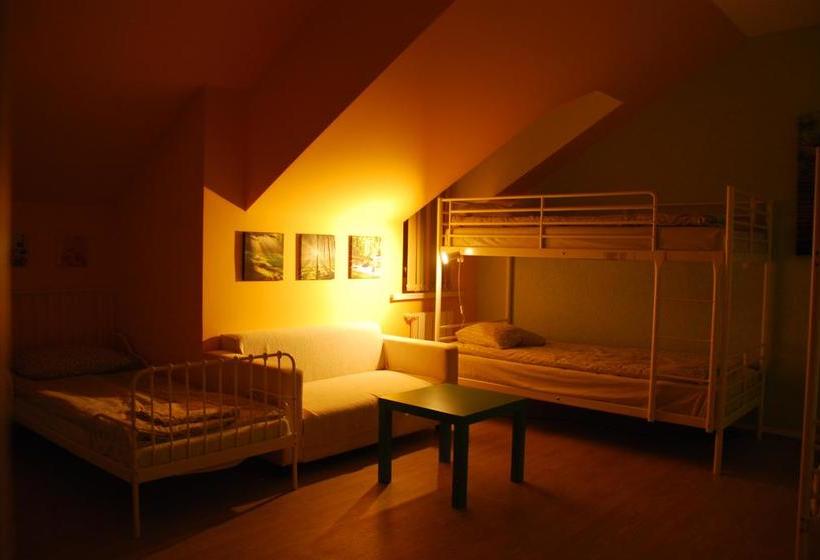 Hotel Royal Hostel 905 18