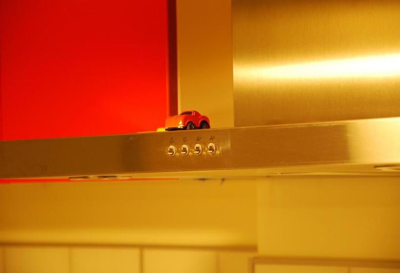 Hotel Royal Hostel 905 20