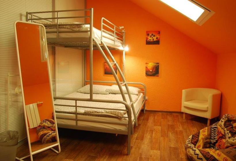 Hotel Royal Hostel 905 3