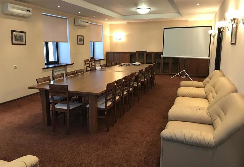 Hotel Lesnaya Noyabrsk Nenetsia