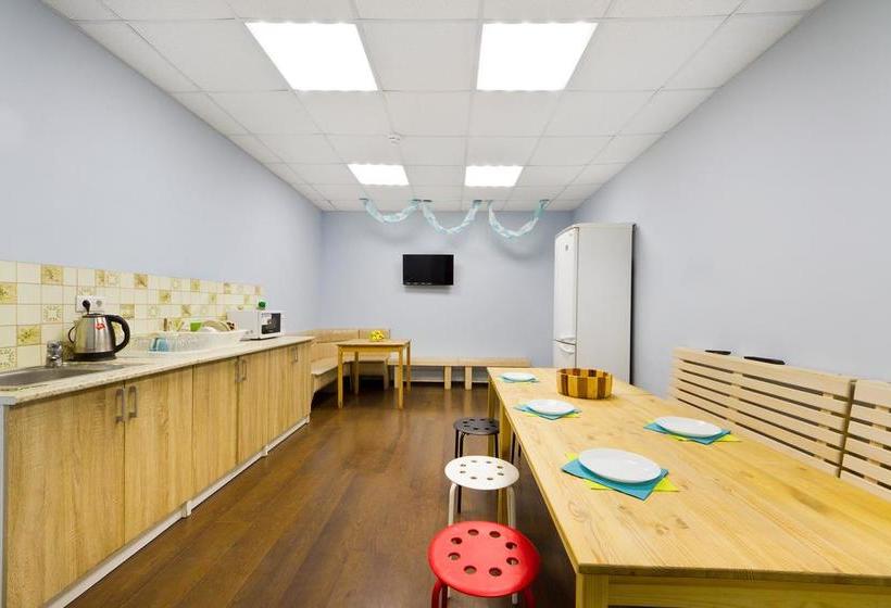 Hotel Karlov Most Hostel 13