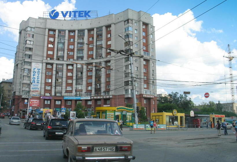 Hotel Stop House Hostel 8