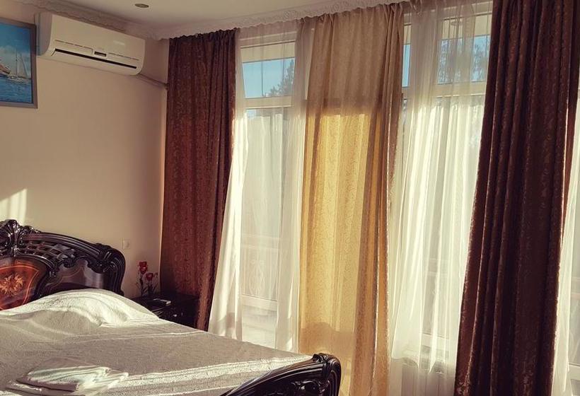 Mini Hotel Morskaya Skazka 2