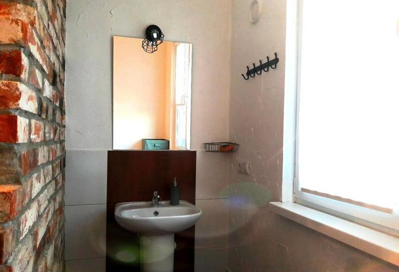 Hotel Hostel Etazh 1