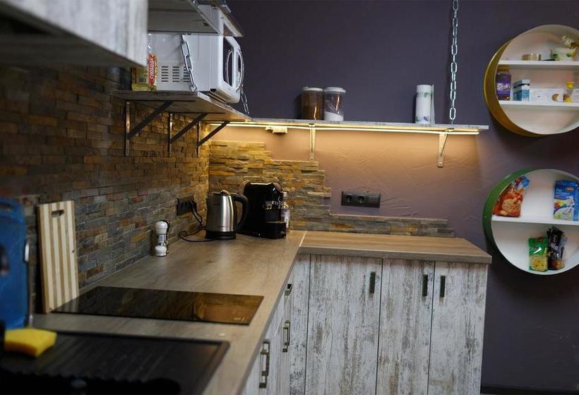 Hotel Hostel Etazh 9