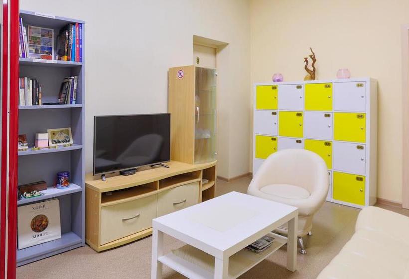 Hotel Vladstar Inn Hostel 15