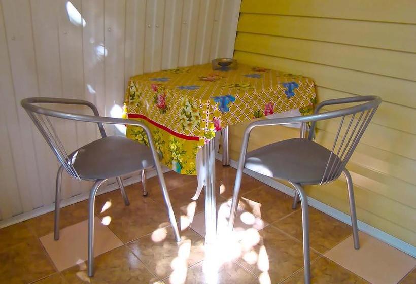 Mini Hotel Berdyanskaya 56 14