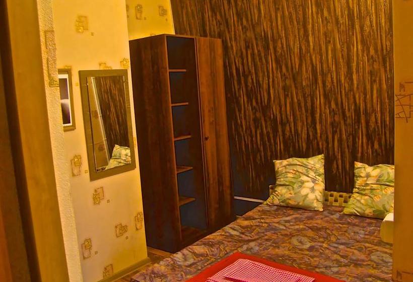 Mini Hotel Berdyanskaya 56 3