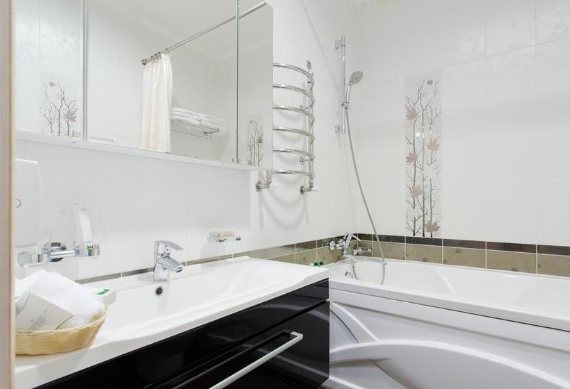 Hotel Sanatoriy Istok 16