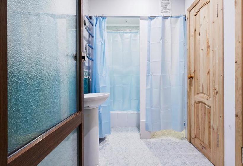 Hotel Adlerson Hostel & Bar 17