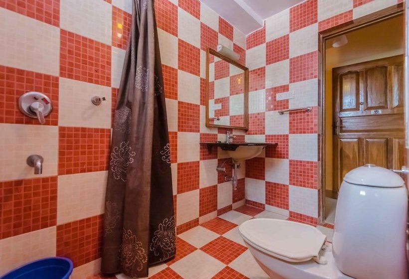 Hotel Oyo Stayout 5 Min To Candolim Beach 16
