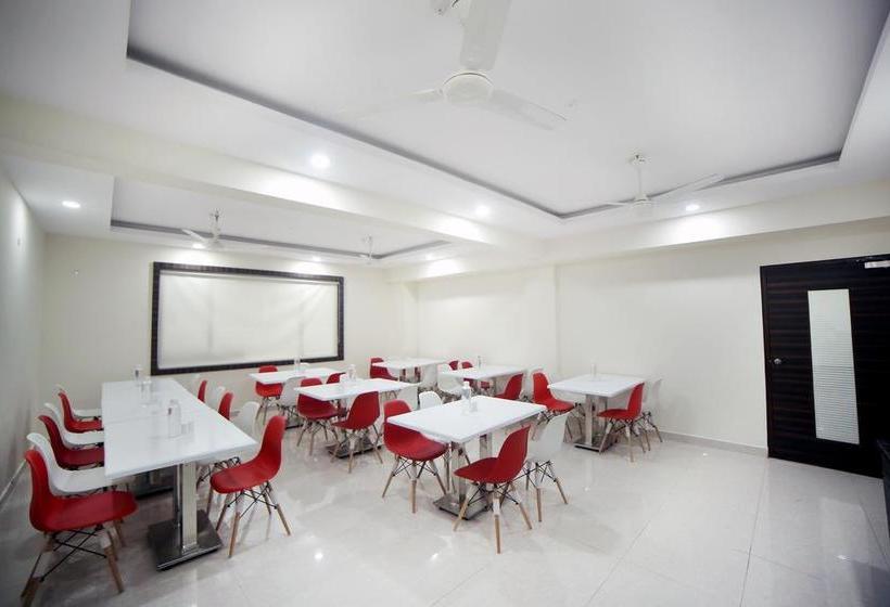 Fabhotel Pearl City Hitech City 12