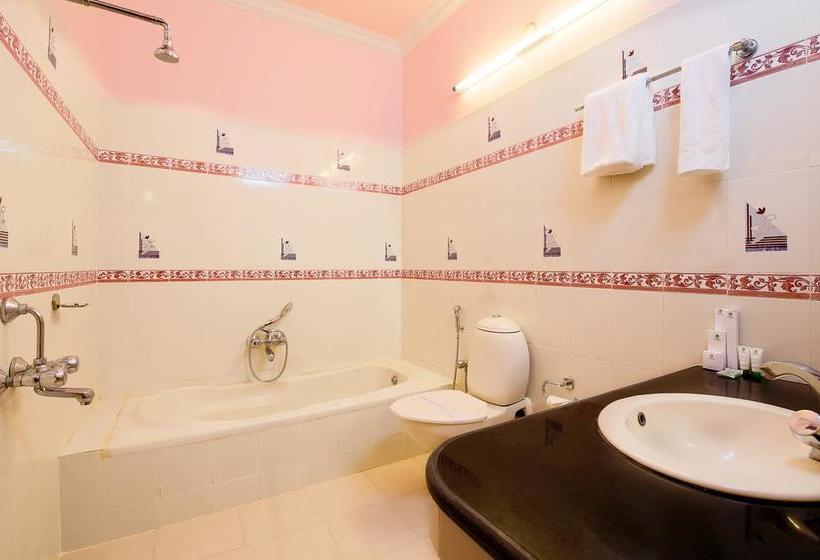 Hotel Treebo Moonlight 11