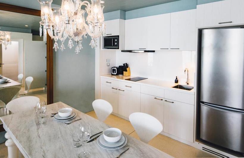 Hotel The Beach Samui