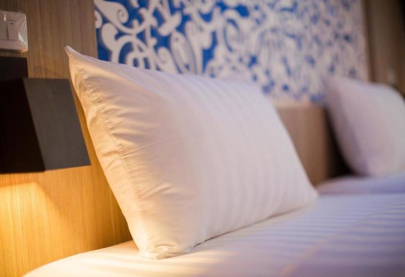 Hotel Phi Phi Top View Resort 10