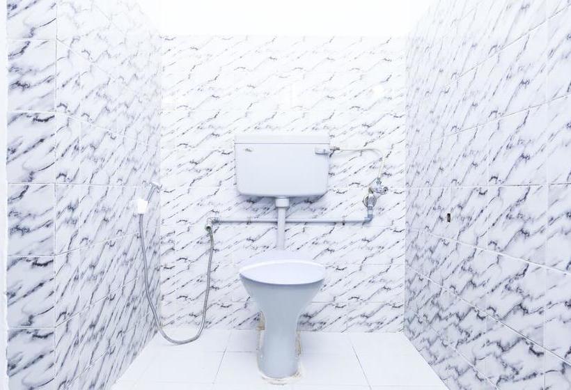 Hotel Treebo Swiss Garden 12