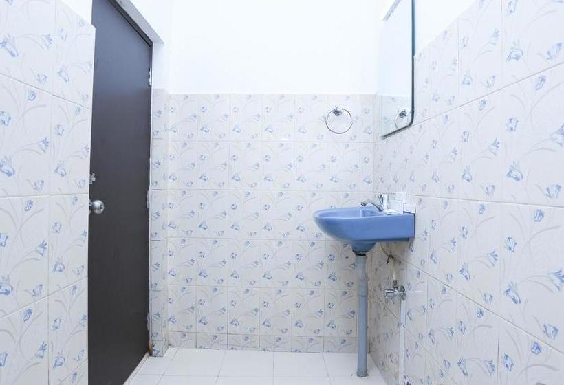 Hotel Treebo Swiss Garden 14