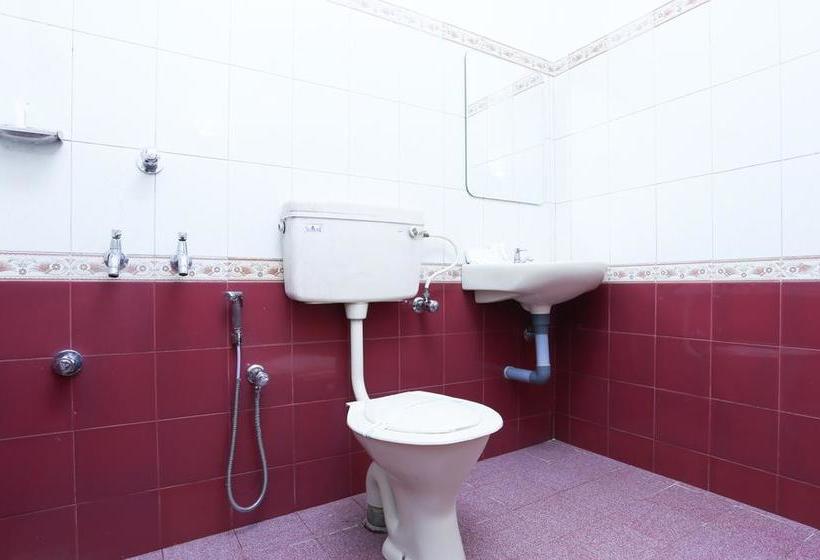 Hotel Treebo Swiss Garden 16