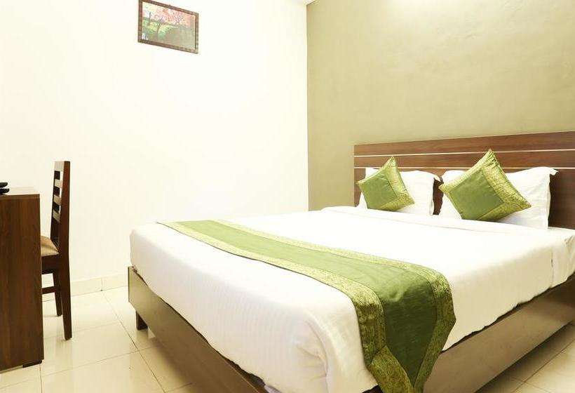 Hotel Treebo Swiss Garden 18