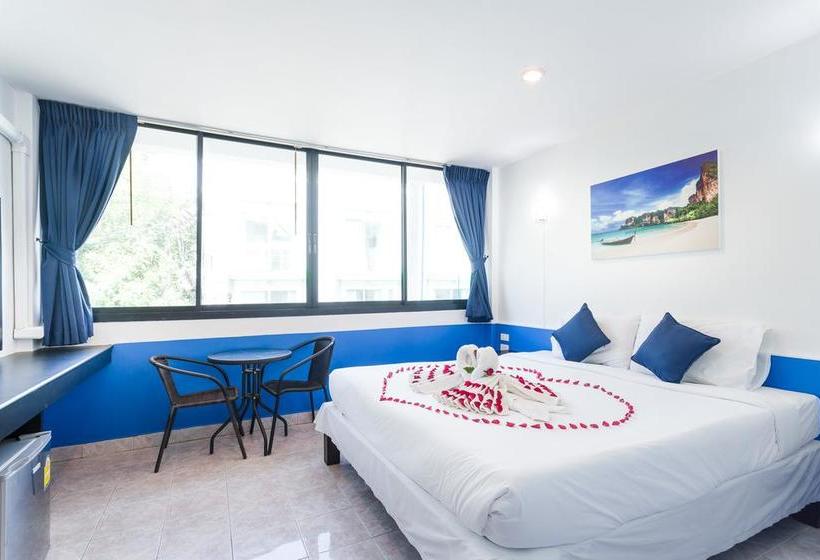 Hotel Chaweng Skybar &